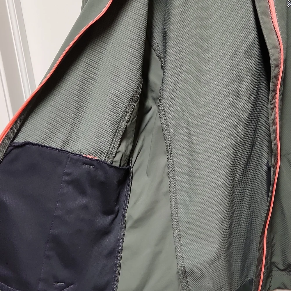 Columbia Hooded Full zip Women's M light weight jacket - Picture 9 of 14